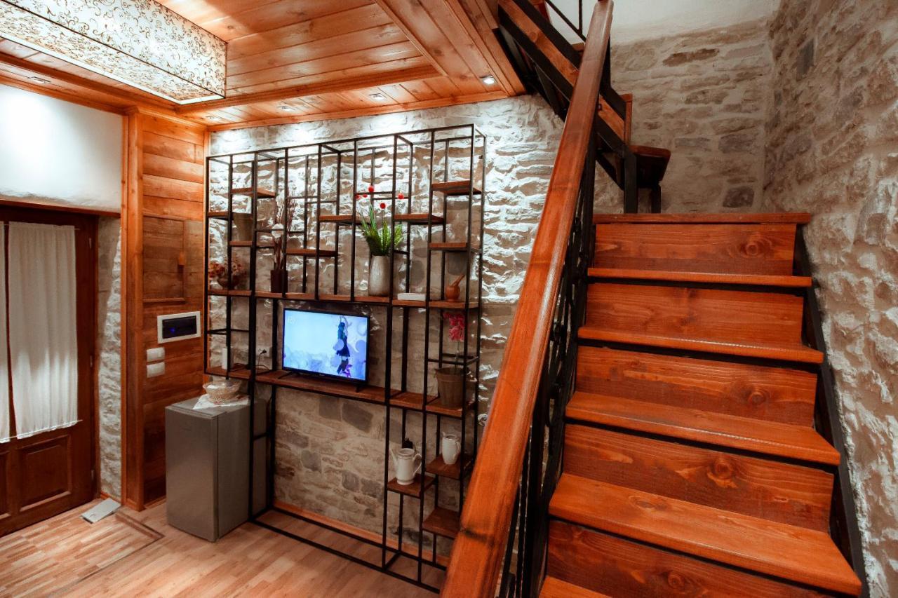 Duplex Apartment Viktoria Gjirokastër Extérieur photo