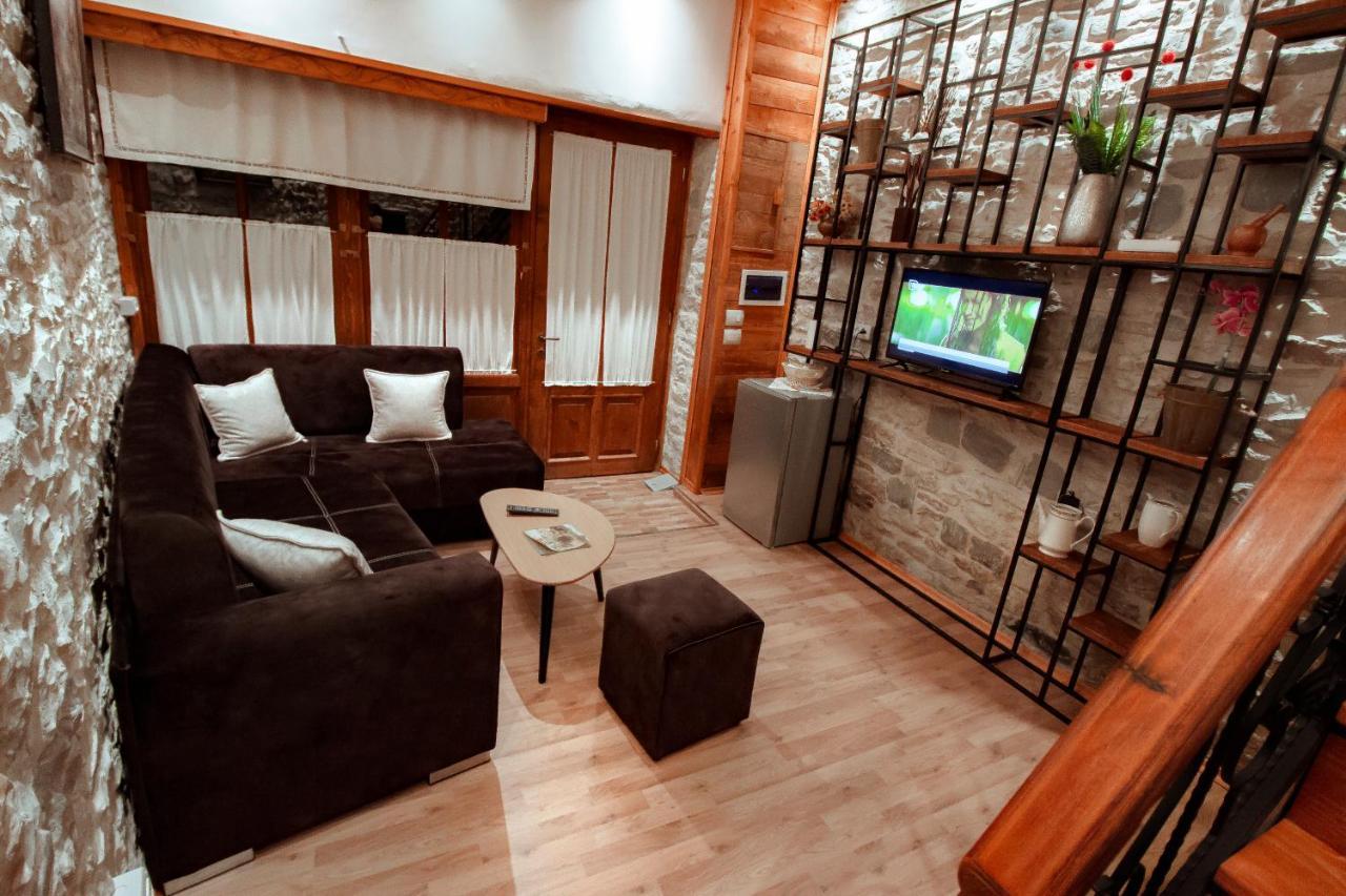 Duplex Apartment Viktoria Gjirokastër Extérieur photo