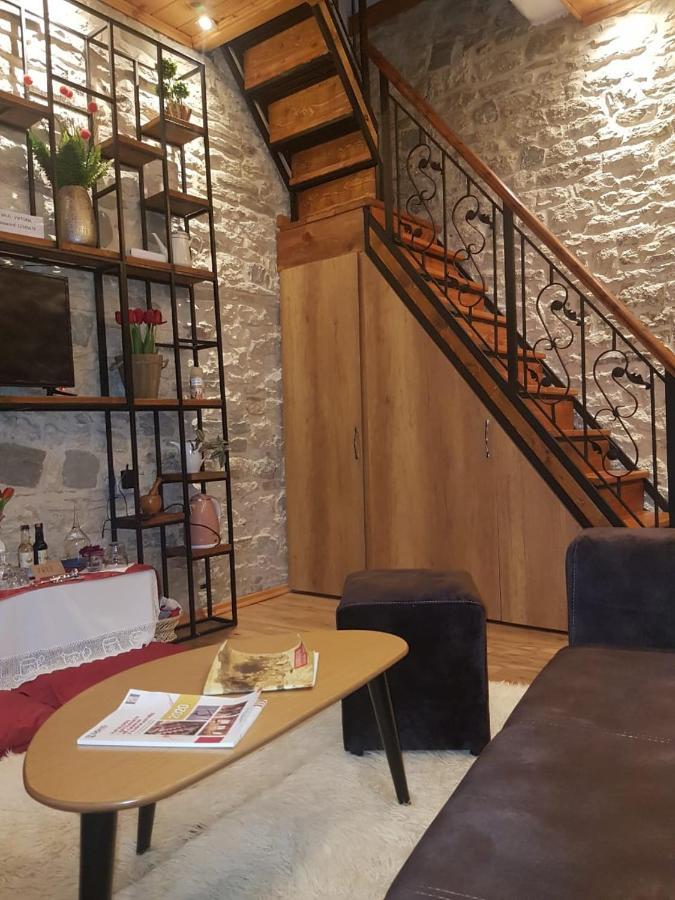 Duplex Apartment Viktoria Gjirokastër Extérieur photo